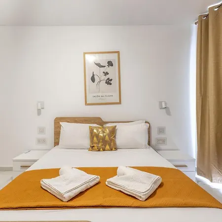 Апартаменты Stunning Home, In The Centre Of Qawra With Terrace By 360 Estates *